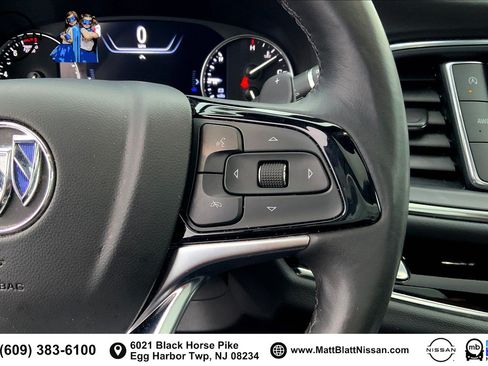 Used 2023 Buick Enclave Avenir AWD/4WD image 17