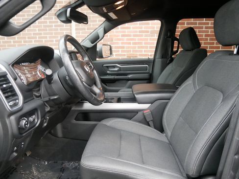 Used 2019 RAM 1500 Big Horn image 6