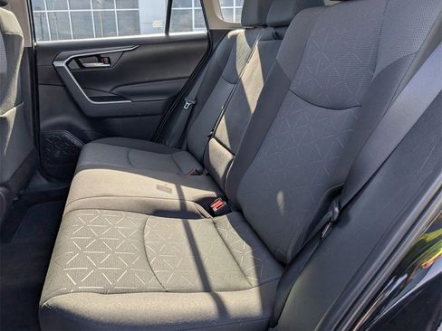 Used 2023 Toyota RAV4 XLE image 28