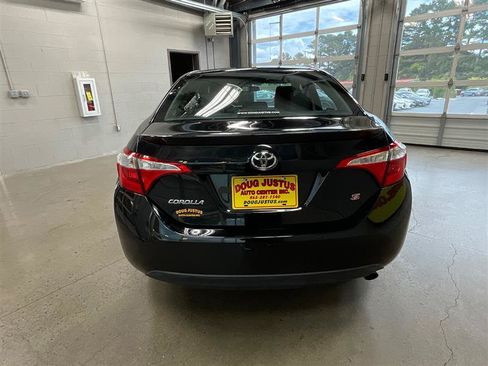 Used 2015 Toyota Corolla S FWD image 4