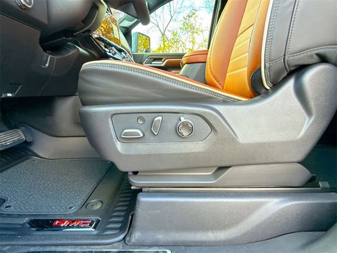 New 2026 GMC Sierra 3500 Denali Ultimate image 14