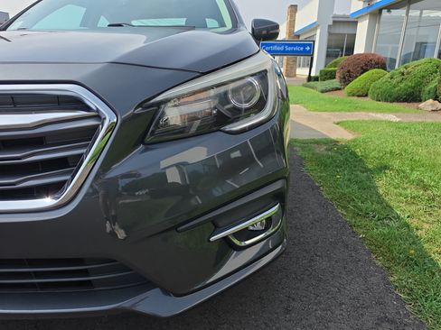 Used 2018 Subaru Legacy 2.5i Limited AWD/4WD image 10