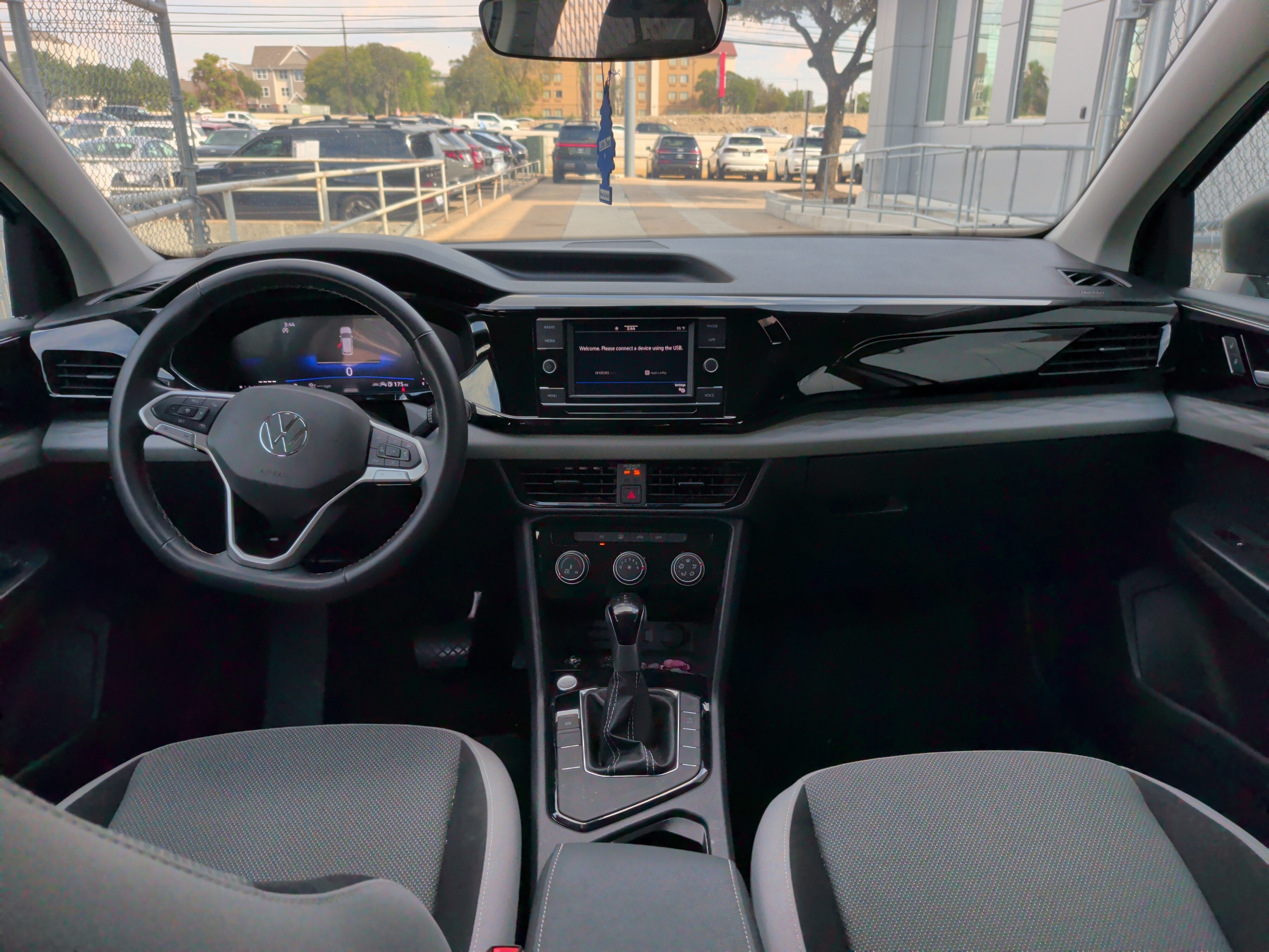 Used 2024 Volkswagen Taos S FWD image 28