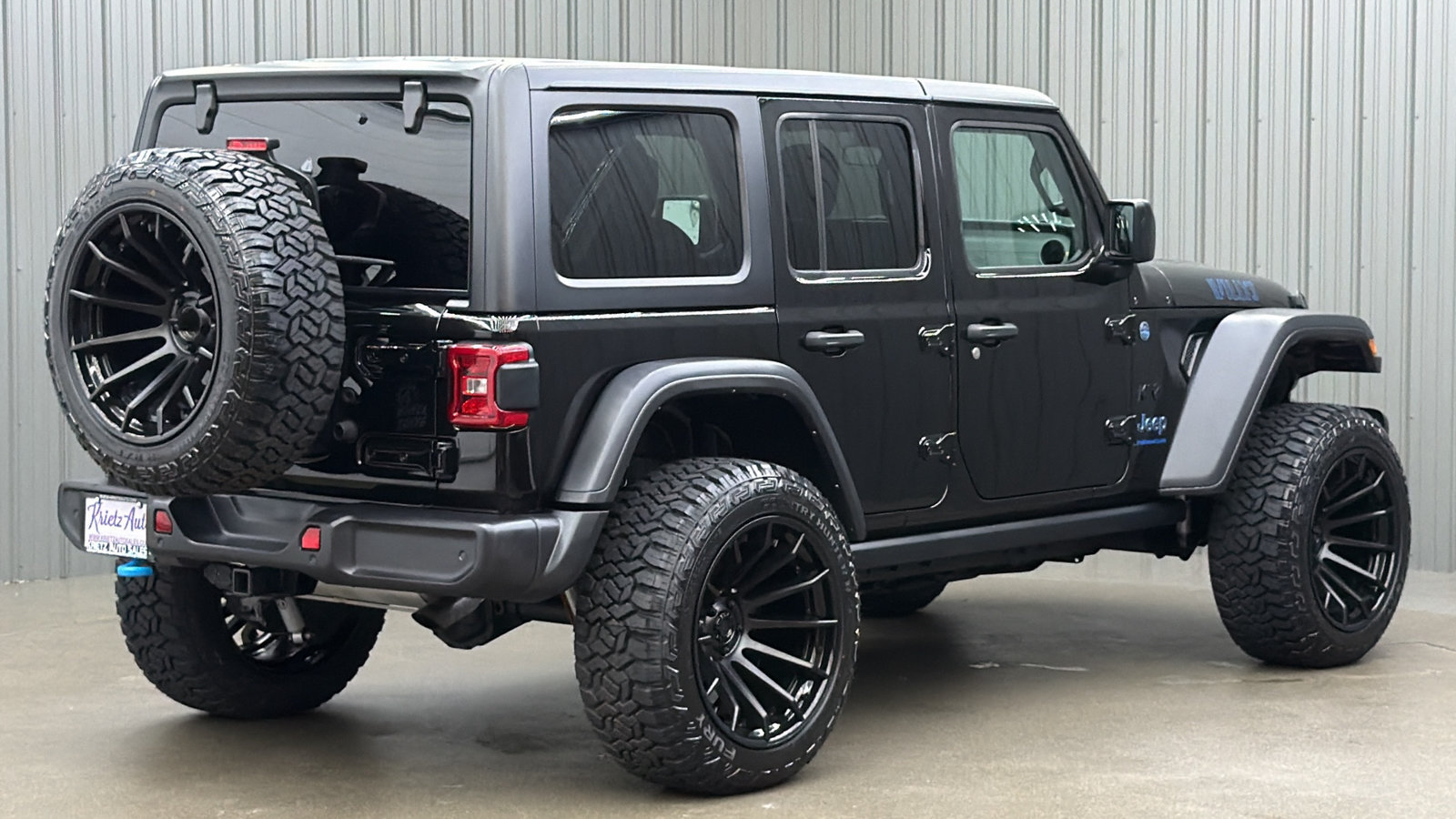 Used 2024 Jeep Wrangler Unlimited AWD/4WD image 5
