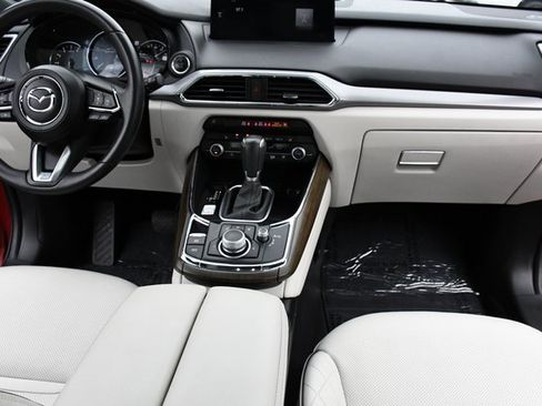 Used 2021 MAZDA CX-9 Signature image 8