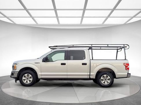 Used 2018 Ford F150 XLT w/ Trailer Tow Package image 8