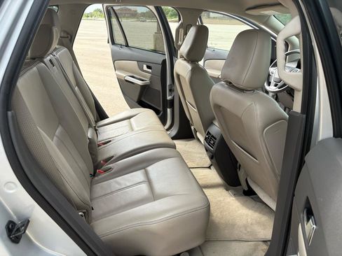 Used 2012 Ford Edge SEL image 24