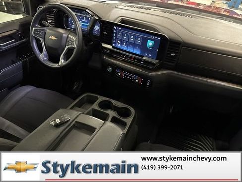 Used 2023 Chevrolet Silverado 1500 LT image 20