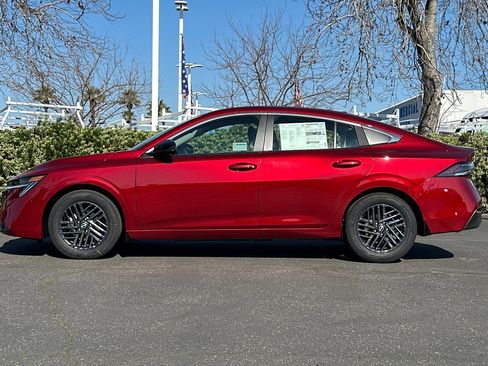 New 2026 Nissan Sentra SV w/ SV Convenience Package FWD image 7