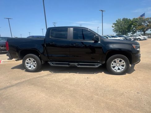 Used 2018 Chevrolet Colorado LT RWD image 2