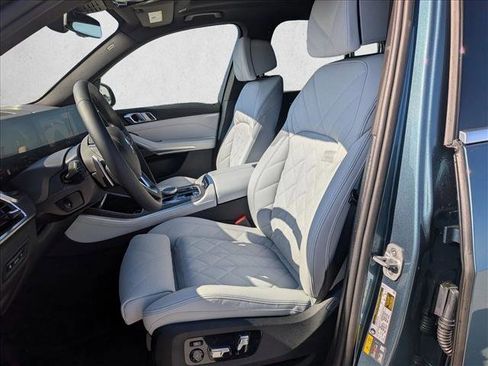 New 2026 BMW X5 xDrive50e AWD/4WD image 4
