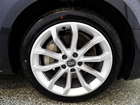 Used 2019 Audi A4 2.0T Premium Plus w/ Premium Plus Package AWD/4WD image 22