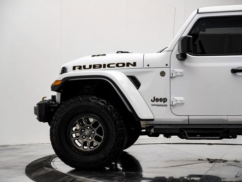 Used 2022 Jeep Wrangler Unlimited Rubicon w/ Xtreme Recon 35" Tire Package image 8