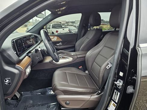 Used 2023 Mercedes-Benz GLS 450 4MATIC image 13