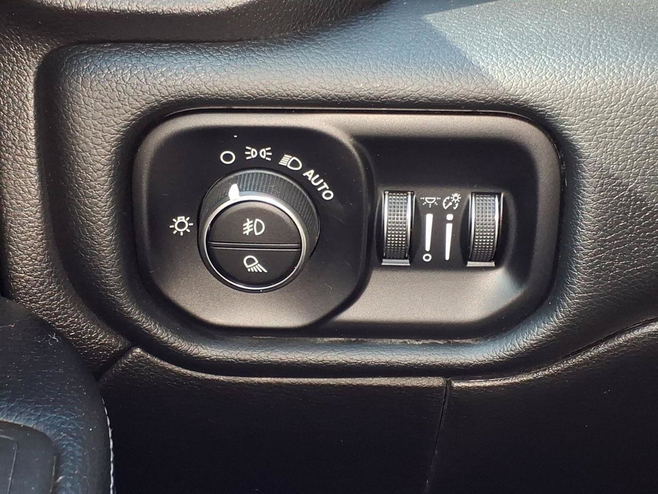 Used 2019 RAM 2500 Big Horn AWD/4WD image 22