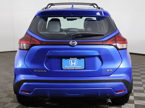 Used 2021 Nissan Kicks SR w/ SR Premium Package image 13