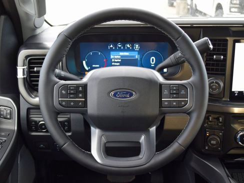 New 2026 Ford F250 Lariat w/ Lariat Premium Package image 8