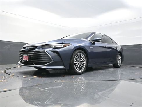 Used 2021 Toyota Avalon Limited w/ Advanced Safety Package image 29