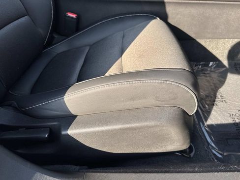 Used 2022 Honda Accord Sport image 12