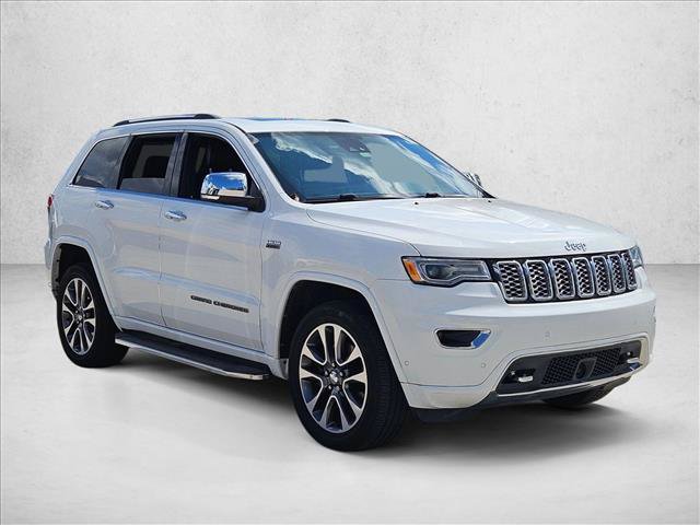 Used 2017 Jeep Grand Cherokee Overland w/ Jeep Active Safety Group AWD/4WD image 3