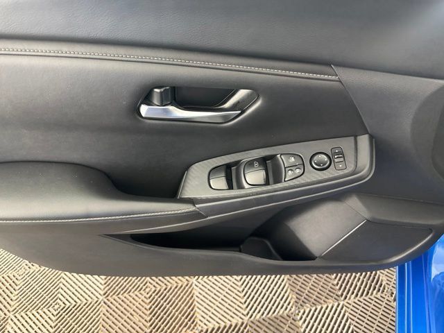 Used 2024 Nissan Sentra SV FWD image 18
