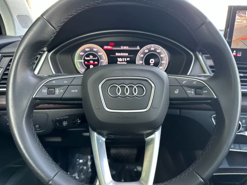 Used 2023 Audi Q5 e Premium Plus w/ Premium Plus Package AWD/4WD image 23