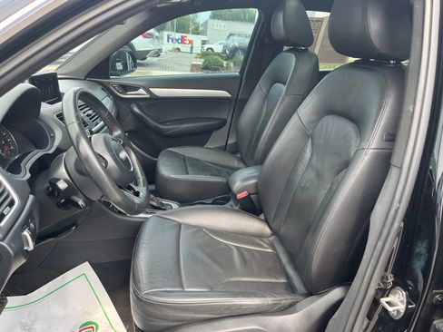 Used 2018 Audi Q3 2.0T Premium Plus w/ Premium Plus Package AWD/4WD image 28