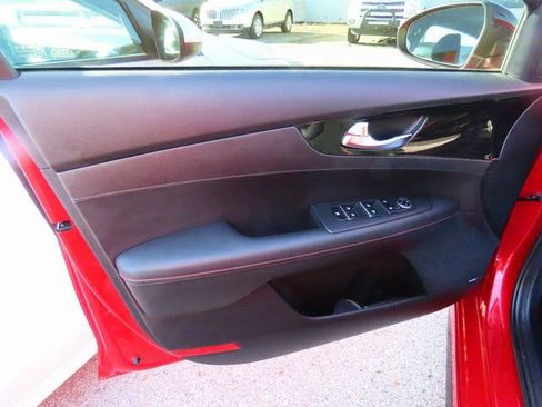 Used 2022 Kia Forte GT image 18