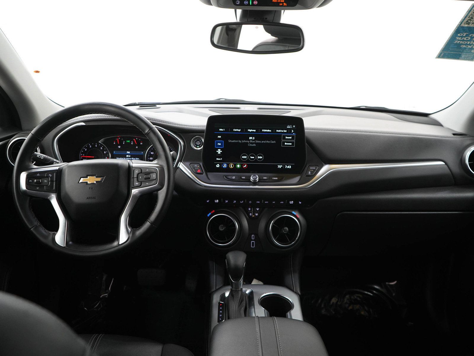 Used 2024 Chevrolet Blazer LT AWD/4WD image 16