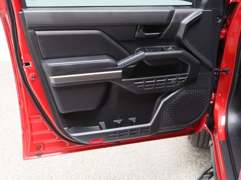 Certified 2026 Toyota Tacoma SR5 image 12