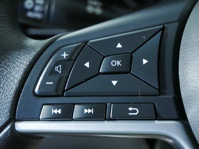 Used 2025 Nissan Altima 2.5 SV FWD image 24