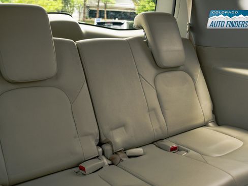 Used 2011 INFINITI QX56 4WD w/ Theater Pkg image 27