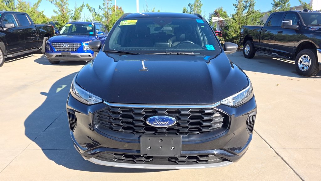 Used 2024 Ford Escape ST-Line AWD/4WD image 8