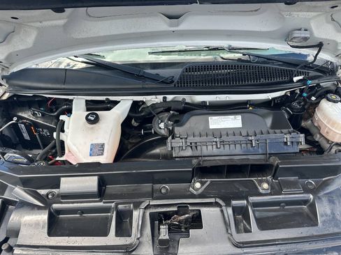 Used 2021 Chevrolet Express 3500 LS RWD image 40