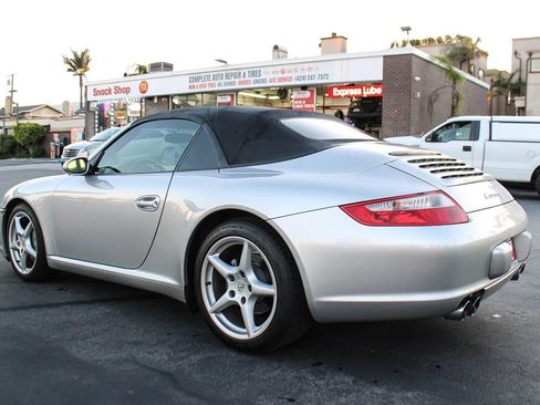 Used 2005 Porsche 911 Carrera image 43