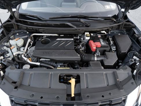 Used 2023 Nissan Rogue SV FWD image 39