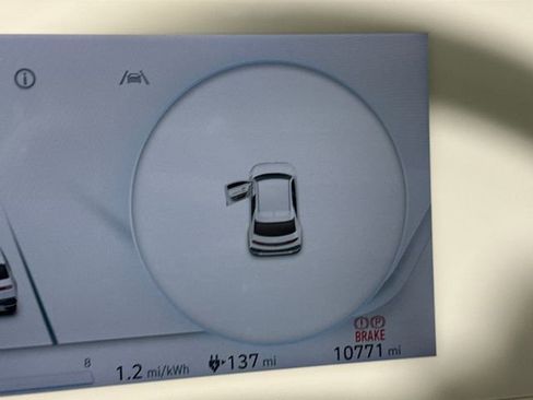 Used 2024 Hyundai Ioniq 5 SEL image 18