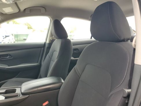 Used 2024 Nissan Sentra S FWD image 17