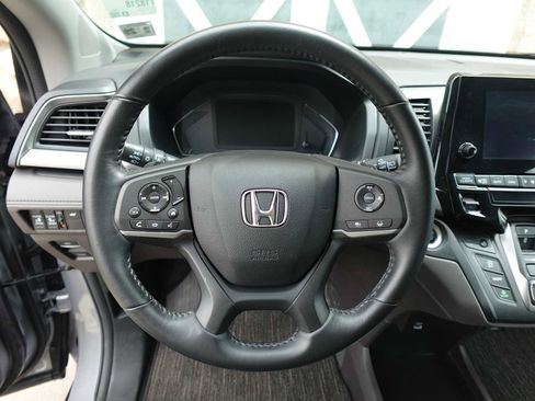 Certified 2024 Honda Odyssey EX-L image 16
