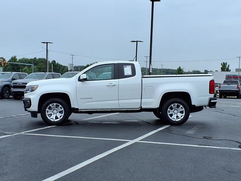 Used 2022 Chevrolet Colorado LT w/ Fleet Safety Package RWD image 2