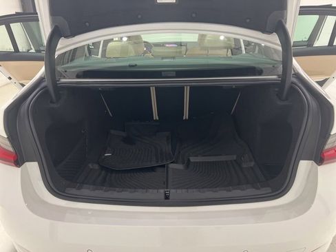 Used 2023 BMW 330i xDrive 330i xDrive w/ Driving Assistance Package image 17