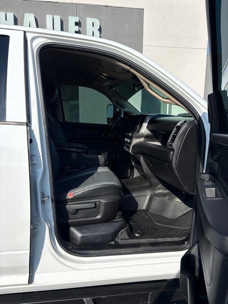 Used 2020 RAM 2500 Tradesman w/ Chrome Appearance Group AWD/4WD image 20