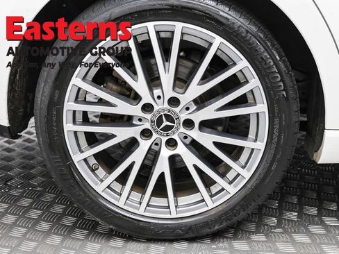 Used 2025 Mercedes-Benz CLA 250 image 27