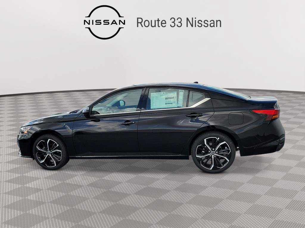 New 2026 Nissan Altima 2.5 SR FWD image 2