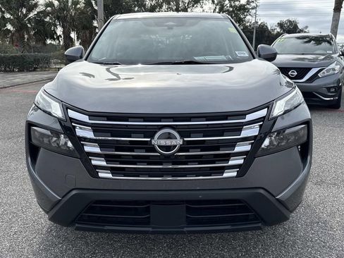 Certified 2024 Nissan Rogue SV image 9