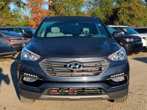 Used 2017 Hyundai Santa Fe Sport image 8