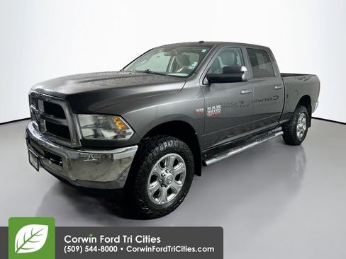 Used 2014 RAM 3500 SLT w/ Luxury Group image 5