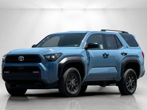 Used 2025 Toyota 4Runner SR5 RWD image 7