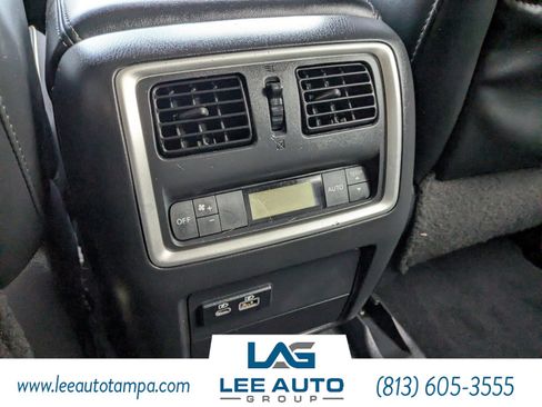 Used 2019 INFINITI QX60 Luxe w/ Essential Package image 16