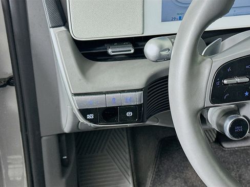 Used 2024 Hyundai Ioniq 5 SEL RWD image 17